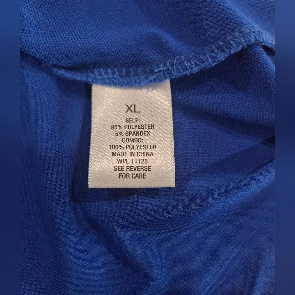 Roz & ALI Cobalt Vneck Short Sleeved Top XL - Picture 4 of 4